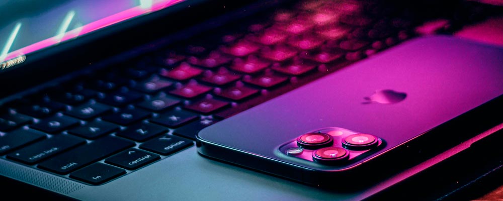 How to Migrate from SQL to NoSQL Without Downtime